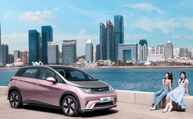 �ȁ��Ϻ������N��20�f������Ů܇��������