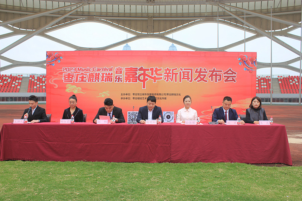 ���l(f��)�������_��11��4�� ���f��ӭ���������������Aʢ���ݳ���